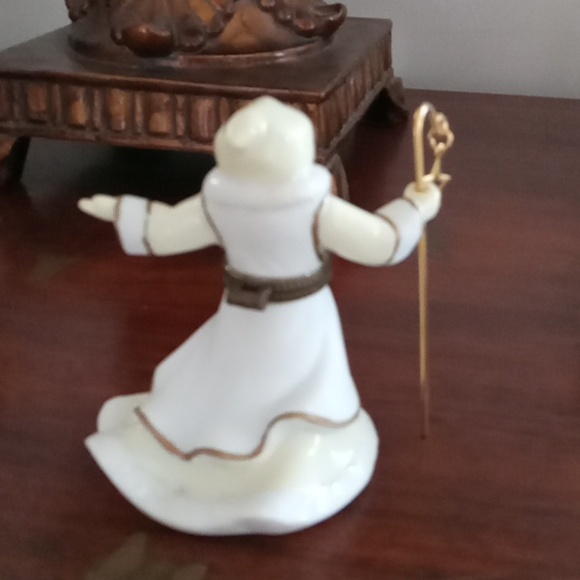 Midwest of Canon Falls Hinged Santa Trinket Box - Picture 2 of 7